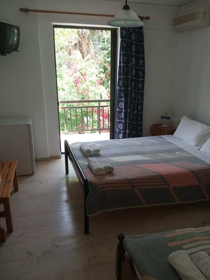 Hotel Dougas Arkoudi Luaran gambar